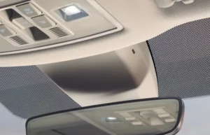 Skoda Karoq - intérieur : bouton d'urgence