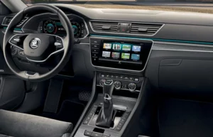 Skoda Superb - intérieur : tableau de bord
