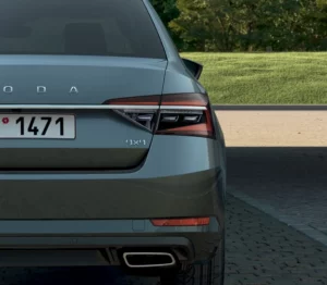 Skoda Superb - extérieur : feux arrières full led