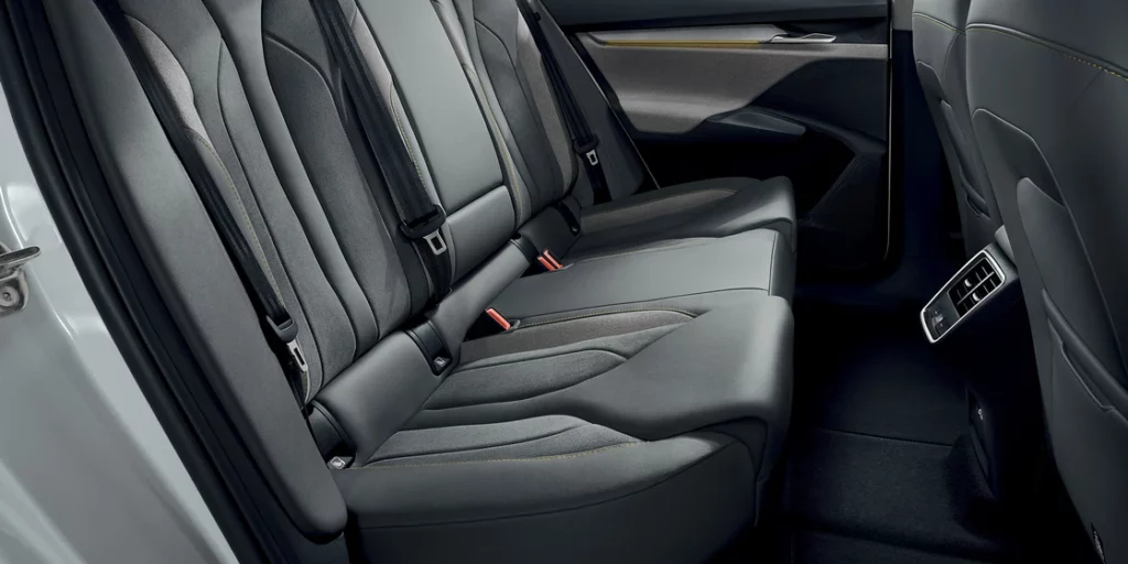 Skoda Enyaq coupé iV - Intérieur - places passagers arrières
